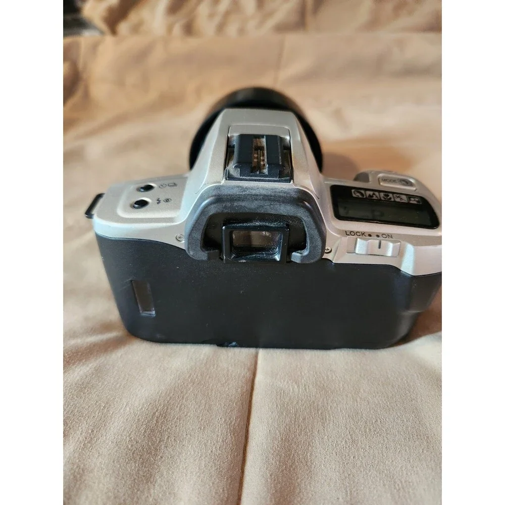Minolta Maxxum QTsi 35mm Film SLR Camera WORKING + AF 70-210mm Lens & Batteries